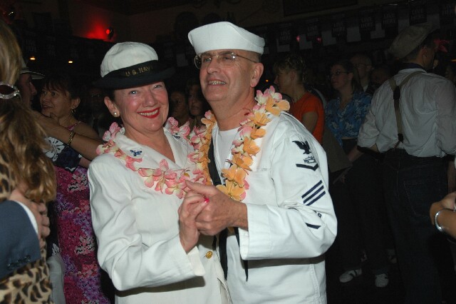 min 2005 11 27 riot 333